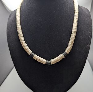 Surfer Shell Necklace w/ barrel Clasp